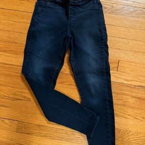 Levi’s Pull-on Stretch Skinny Jeans